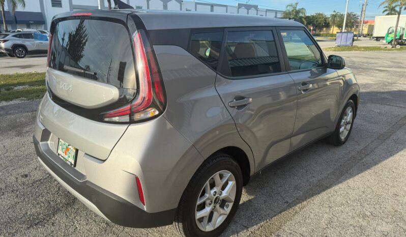 
								Kia Soul – 2023 full									