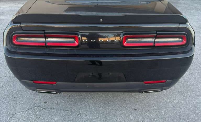 
								Dodge Challenger – 2017 full									